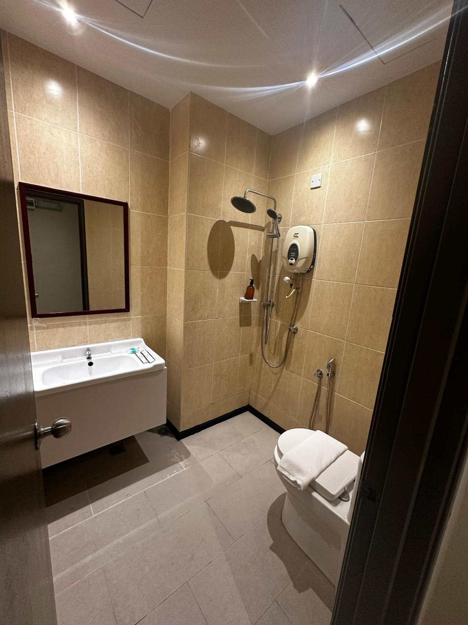 Kingston Hotel 12 - Jalan Raja Laut, Kl Kuala Lumpur Luaran gambar
